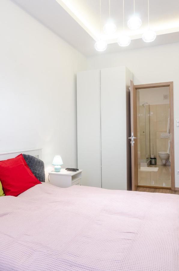 3 En Suit Bedroom Flat In The Main Centre For 6Ppl, 3Bdr,3Bthr,Ac Βουδαπέστη Εξωτερικό φωτογραφία
